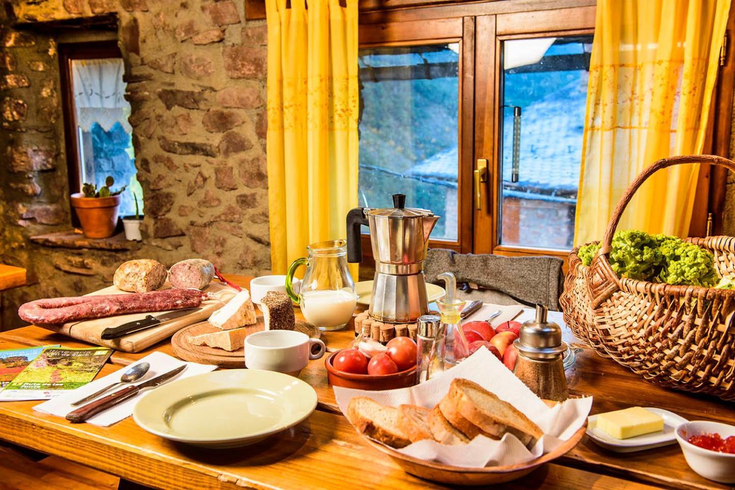 Llagunes Refugi Rural Vall De Siarbホステル エクステリア 写真