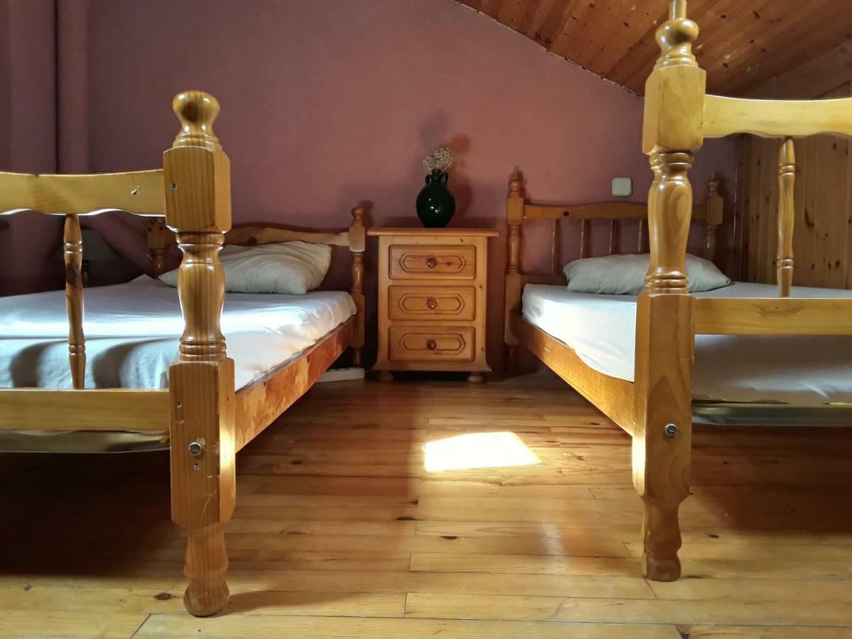 Llagunes Refugi Rural Vall De Siarbホステル エクステリア 写真